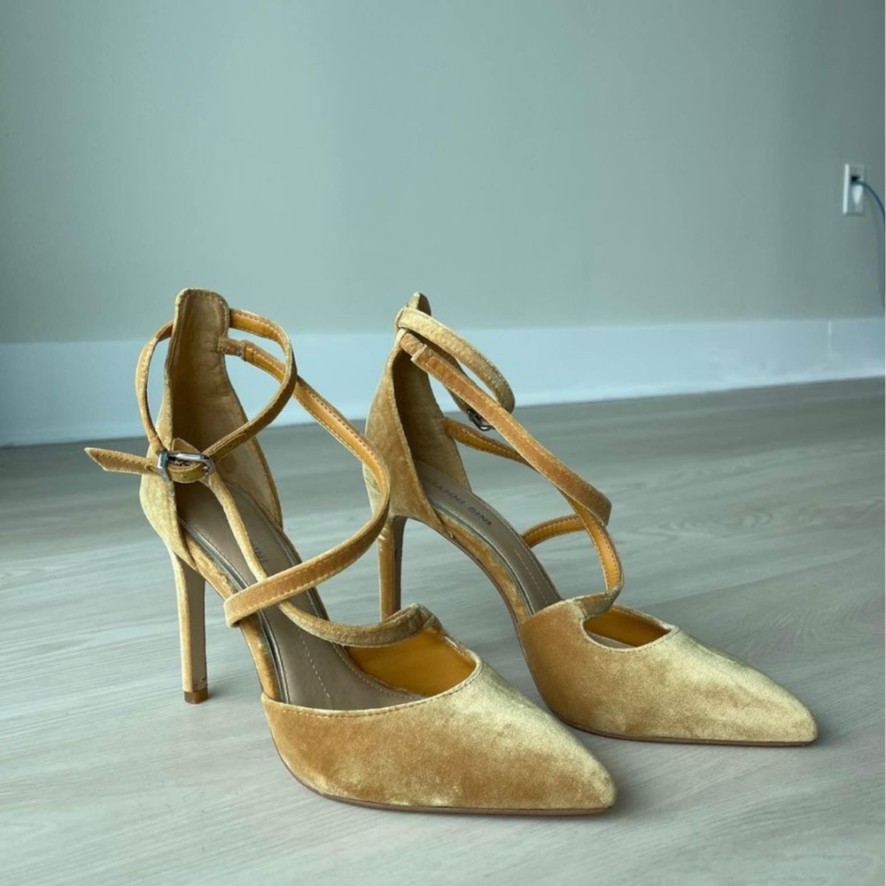 Gianni Bini Stilettos